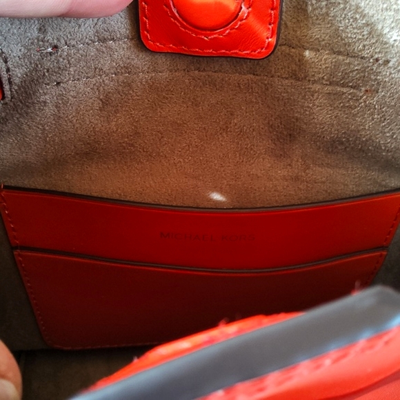 MICHAEL Michael Kors Hamilton Legacy Medium Messenger Bucket Bag-- NWT - Picture 9 of 14